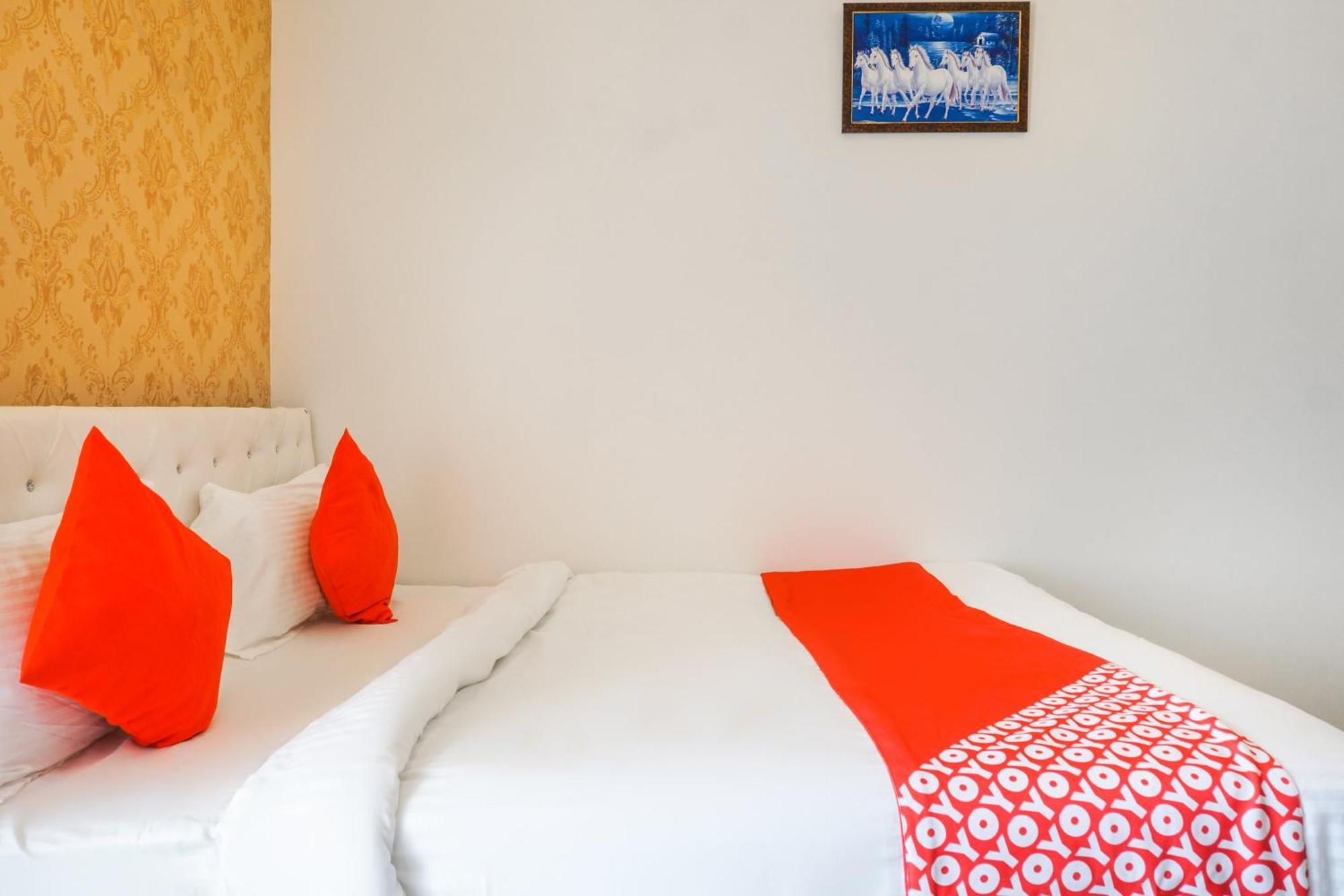 Hotel O Nitya Executive Phursungi Dış mekan fotoğraf