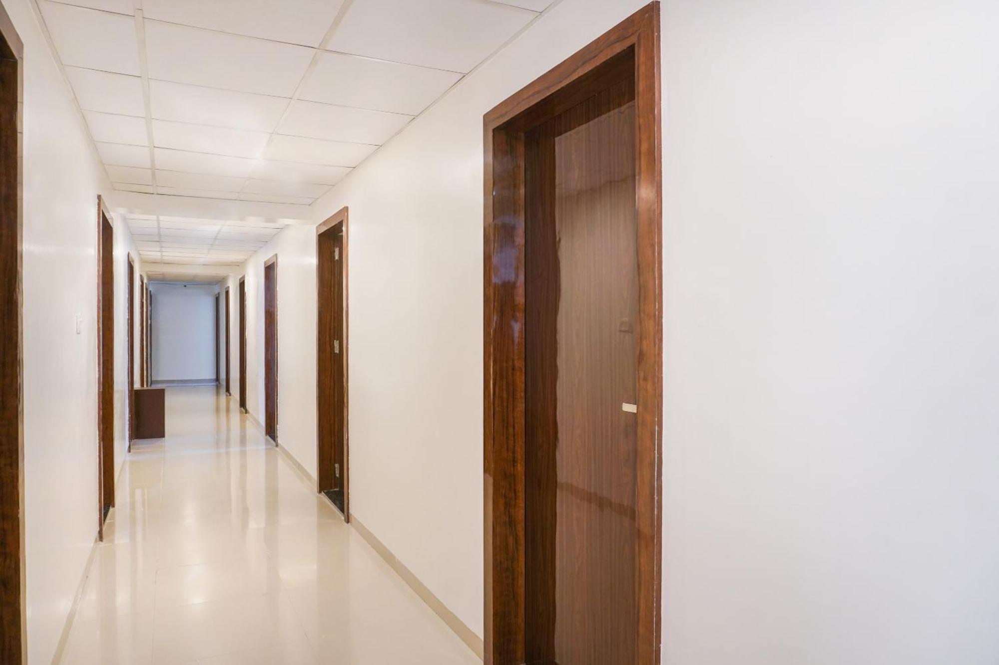 Hotel O Nitya Executive Phursungi Dış mekan fotoğraf