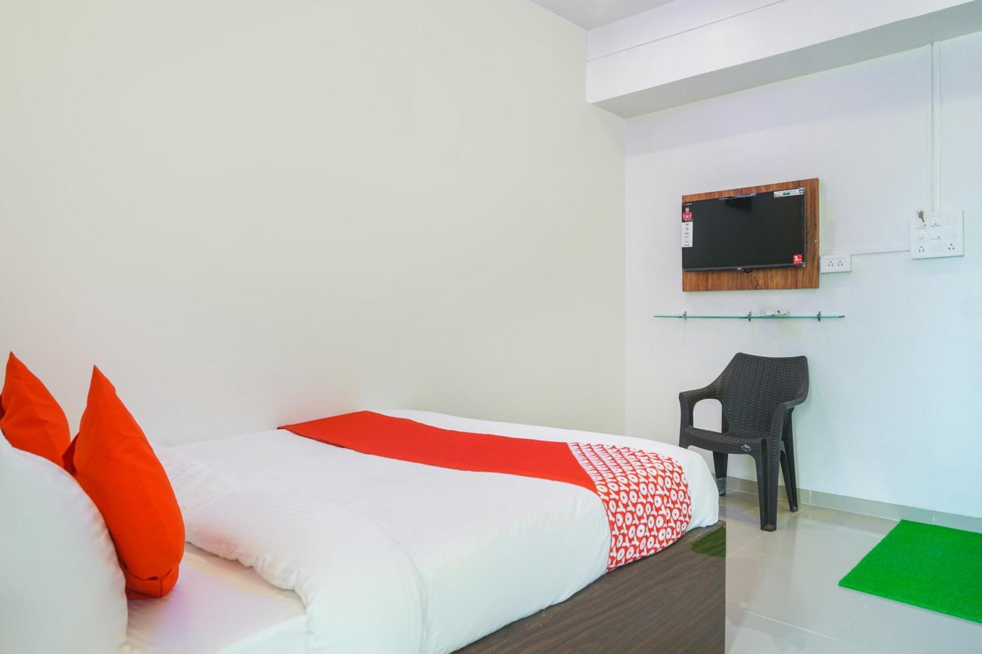 Hotel O Nitya Executive Phursungi Dış mekan fotoğraf