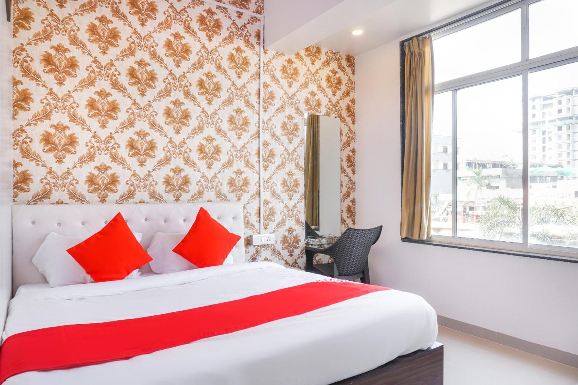Hotel O Nitya Executive Phursungi Dış mekan fotoğraf
